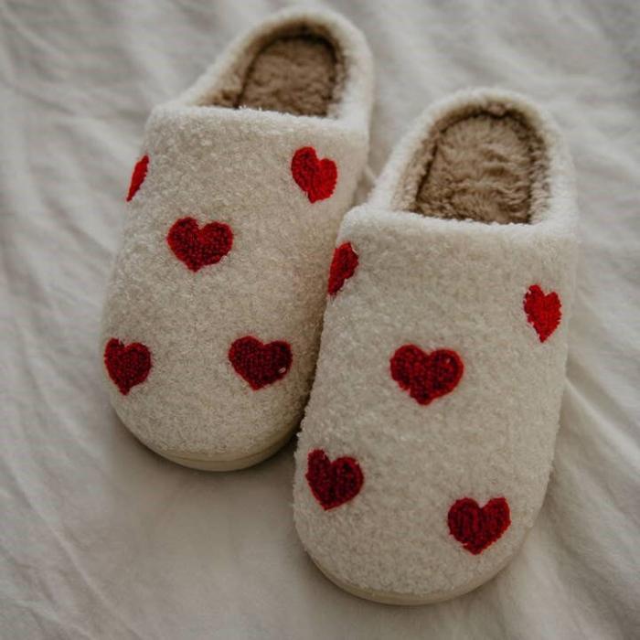 Hearts All Over Patterned Slippers - Cream, BagMyGift