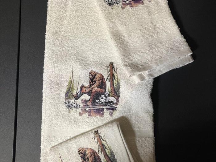 Bathing Bigfoot Wash Rag, Hand Towel, Bath Towel 3 Piece Set