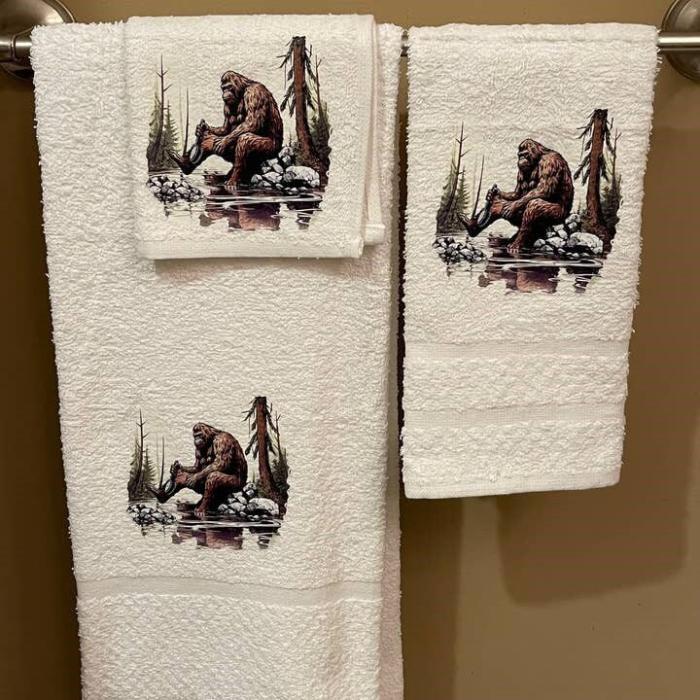 Bathing Bigfoot Wash Rag, Hand Towel, Bath Towel 3 Piece Set